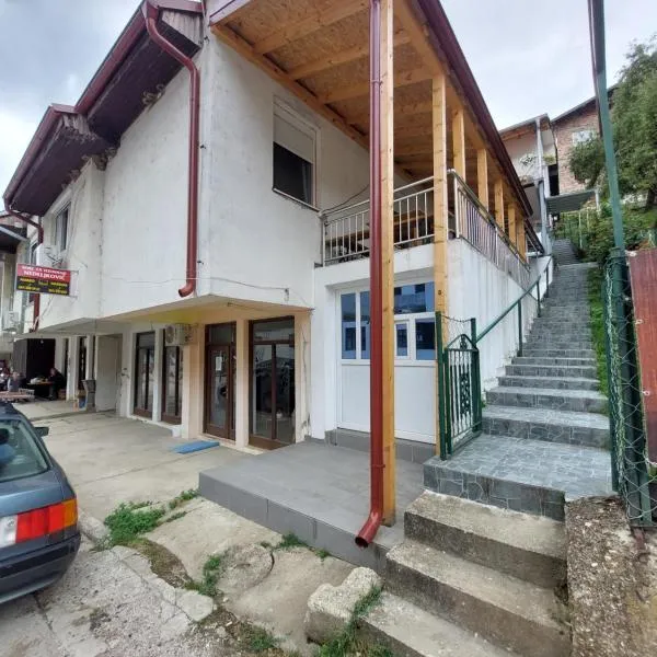 Sobe za izdavanje Nedeljković，位于Lukovo的酒店