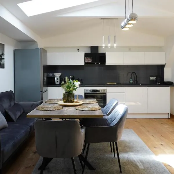 Modern Holiday Apartment in Anklam - Next to City Center，位于安克拉姆的酒店