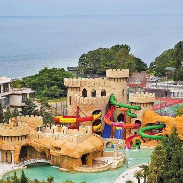 DREAMLAND OASIS Apartment，位于查克维的酒店