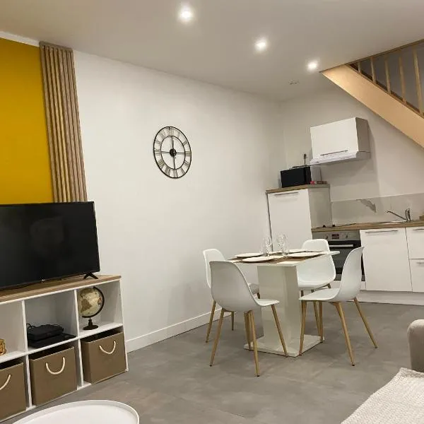 Maison Cosy Yellow，位于Annoeullin的酒店