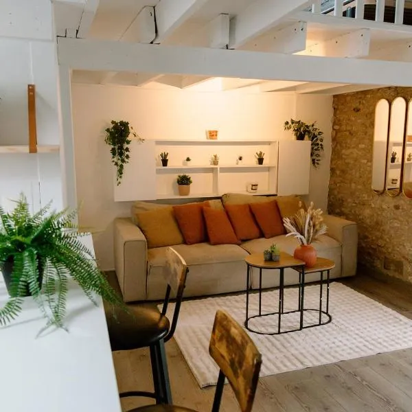 Le Tiny Chalet，位于埃唐普的酒店