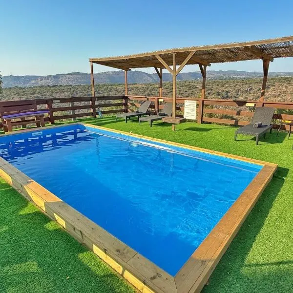 I love sky，位于Manot的酒店