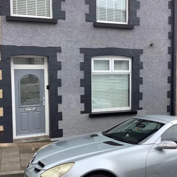 Herbert Place，位于Treherbert的酒店