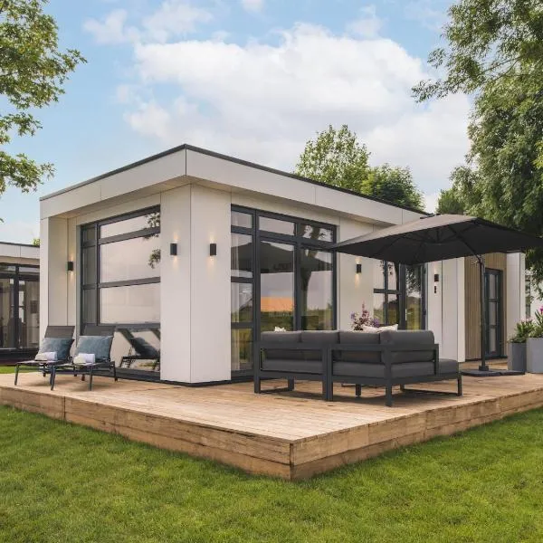 Luxurious holiday home nearby the Lower Rhine，位于Maurik的酒店