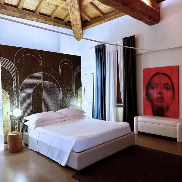 Albergo Diffuso Ginevra Boutique Rooms - Palazzo Leosini - Residenze D'Epoca，位于拉奎拉的酒店