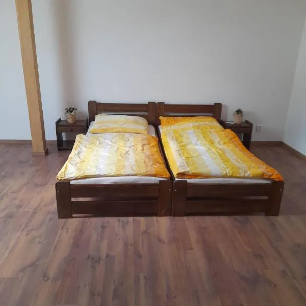 Krčma na statku，位于Zásmuky的酒店