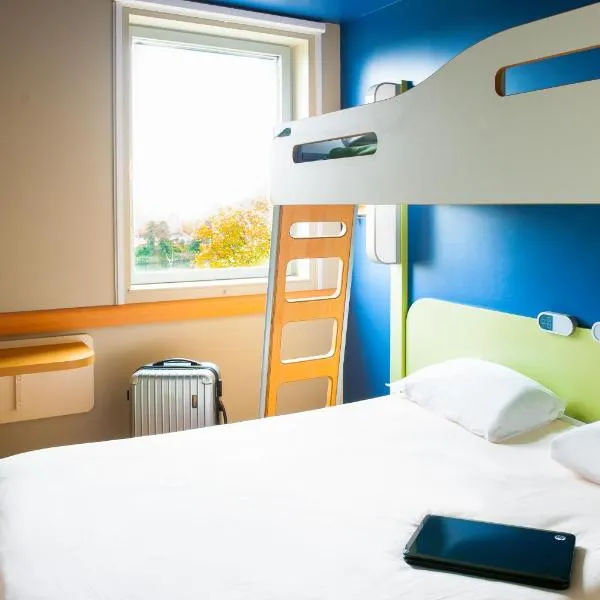 Ibis Budget Cergy St Christophe，位于Nucourt的酒店