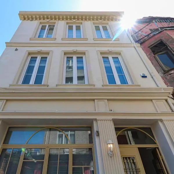 Balatella Suites，位于伊斯坦布尔的酒店