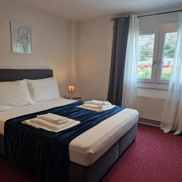 Hotel Garni，位于布里格的酒店