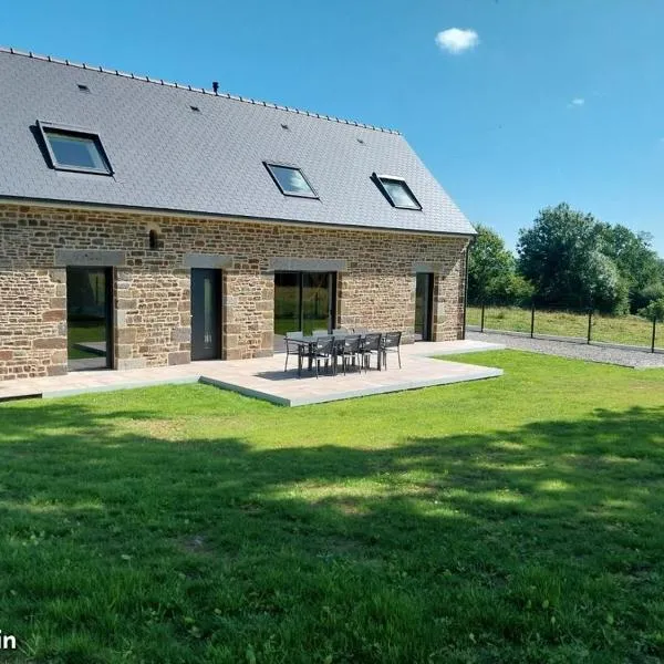 Gîte du Chêne，位于Montaigu-les-Bois的酒店