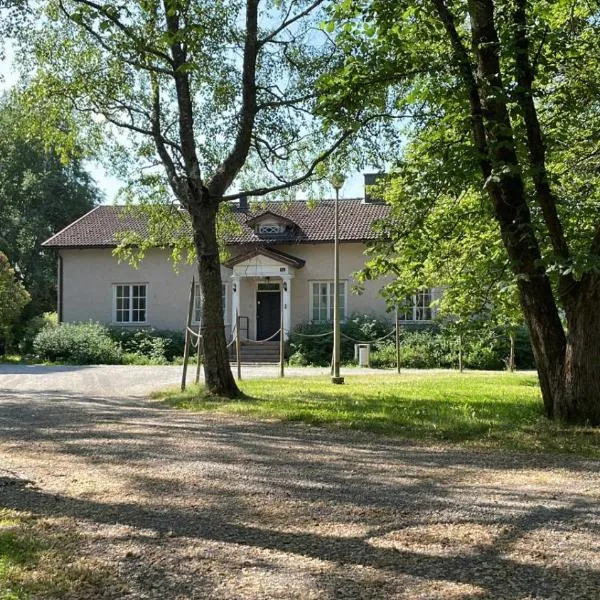 Kristillan kartano，位于坦佩雷的酒店