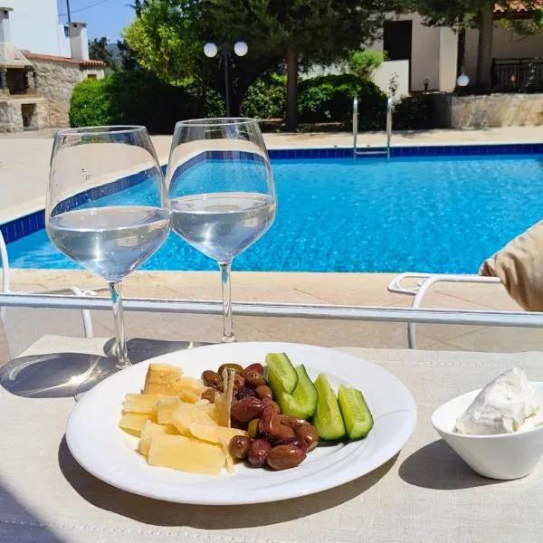 Villa Penelope Pool Retreat for 12 Guests Aug from 23 to 31 Only，位于Douliana的酒店