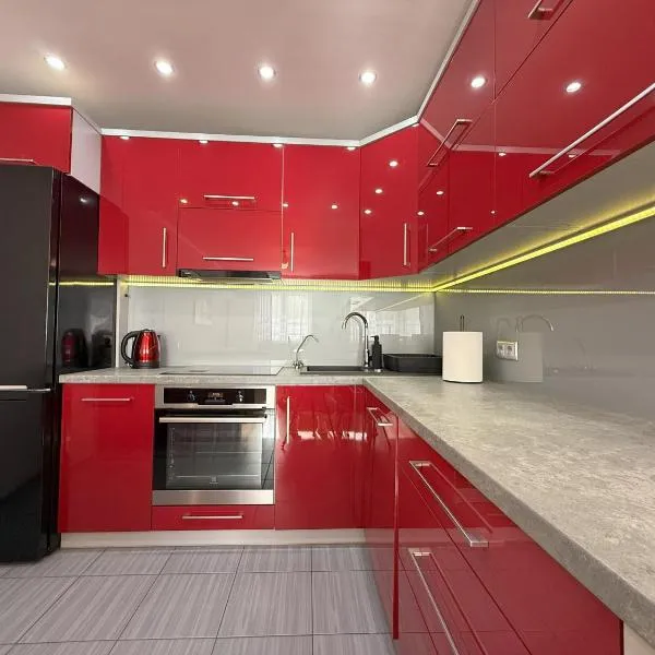 Czerwona Perła Mazur，位于奥斯特罗达的酒店