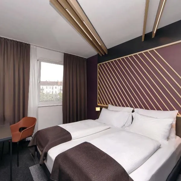 B&B Hotel Berlin City-Ost，位于柏林的酒店
