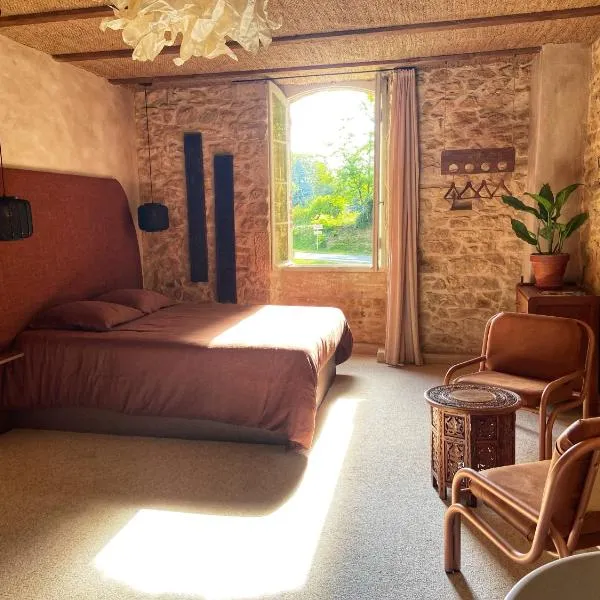Maison as Cambous，位于Sauveterre-la-Lémance的酒店
