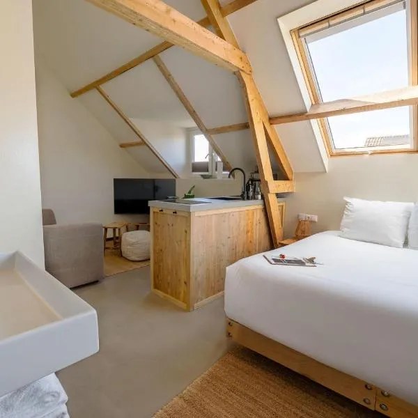 Van Heeckeren Apartments & Suites Buren，位于比伦的酒店