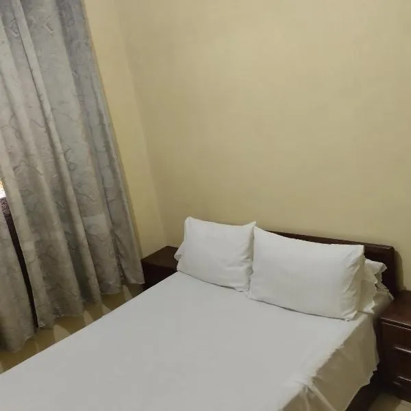 Dar Yasmine，位于伊夫兰的酒店