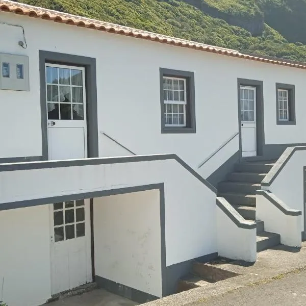 Casa do avô Almeida，位于Lajes das Flores的酒店