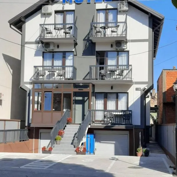 Motel BI，位于比耶利纳的酒店