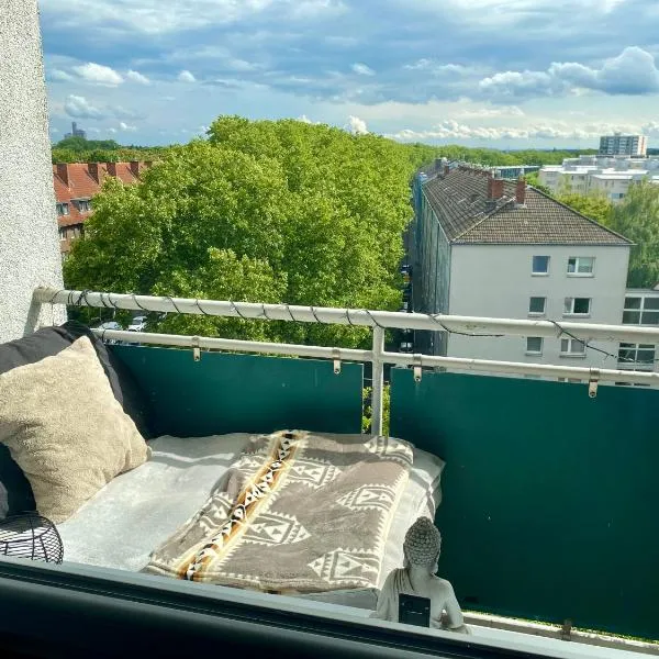 Sonniges Apartment mit Balkon - in Köln Ehrenfeld，位于科隆的酒店