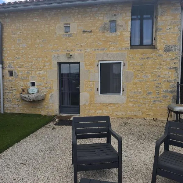 Gîte de Grange，位于Linazay的酒店