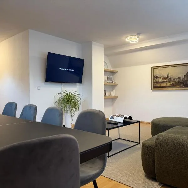 Modernes Familienapartment mit Parkplatz nahe Großer Garten，位于德累斯顿的酒店