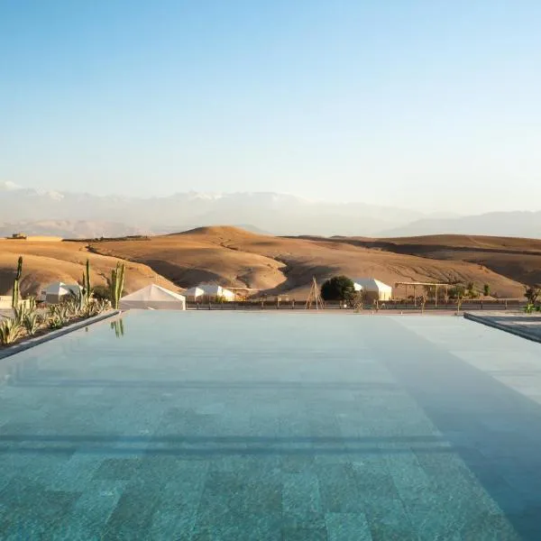 Inara Camp - Restaurant - Desert activities - Heated pools，位于El Karia的酒店