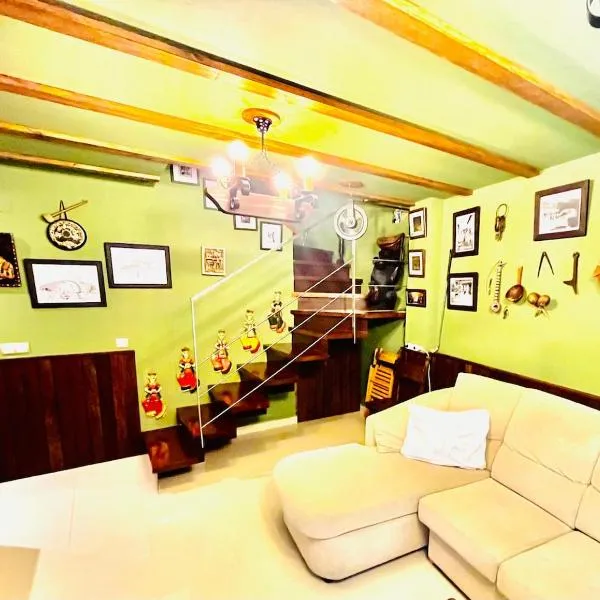 La Leyenda de Candeleda，位于坎德莱达的酒店