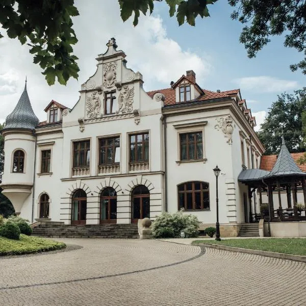 波兰帕拉克酒店，位于克罗斯诺的酒店