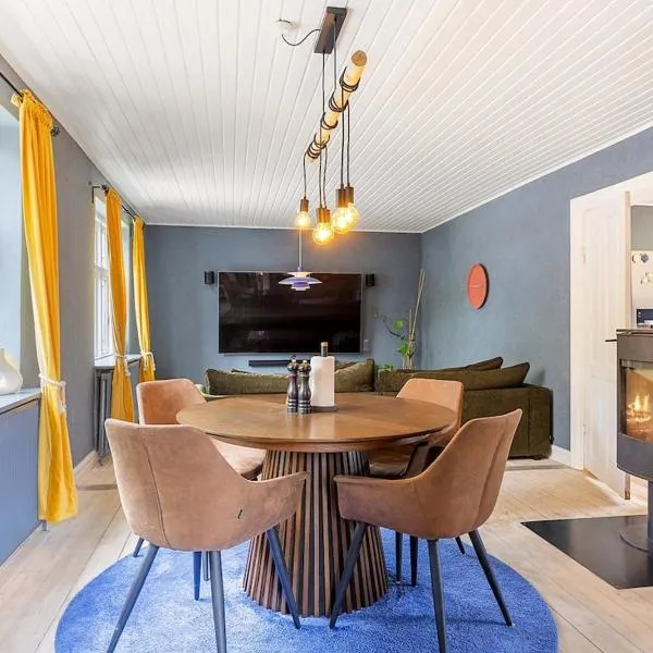 Modern Retreat close to everything in Djursland，位于格雷诺的酒店