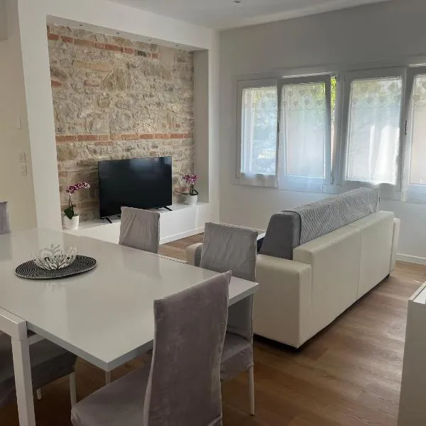 Casa Inès，位于科内利亚诺的酒店