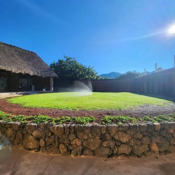 Casa Nuestra Hotel Boutique y Experiencias para Compartir，位于马利纳尔科的酒店