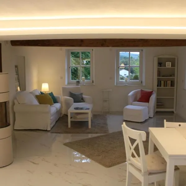 Schicke Ferienwohnung für 2，位于Niederkalbach的酒店