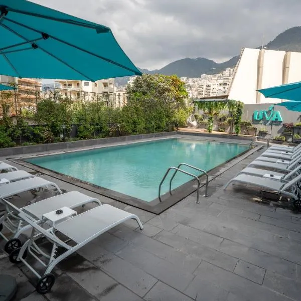 Beverly Beach Hotel，位于朱尼耶的酒店