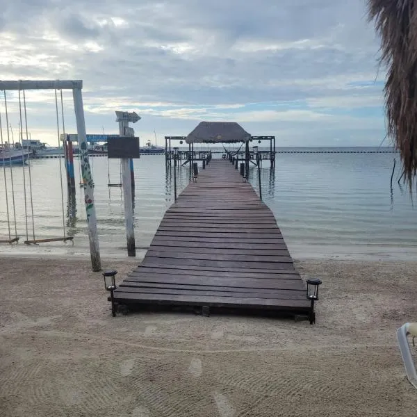 Hotel Machos Mahahual，位于玛哈威的酒店