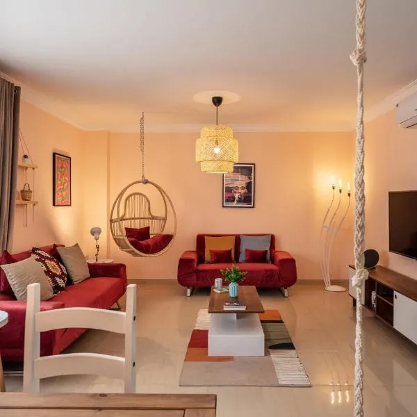 The 2BDR Compelling Condo 5 min to CAI Airport，位于开罗的酒店