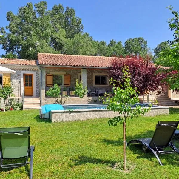 Logis des Falaises，位于Pujaut的酒店