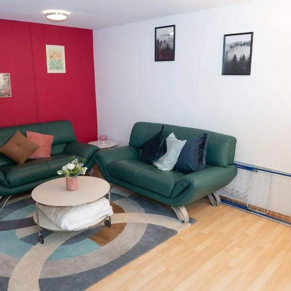 BnB Ilfis Wohnung Nr 2，位于朗瑙的酒店