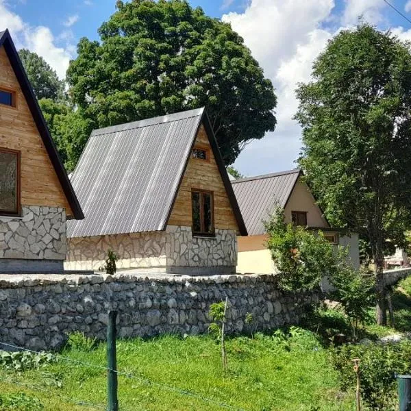 Highland Cabins Krnja Jela，位于Šavnik的酒店