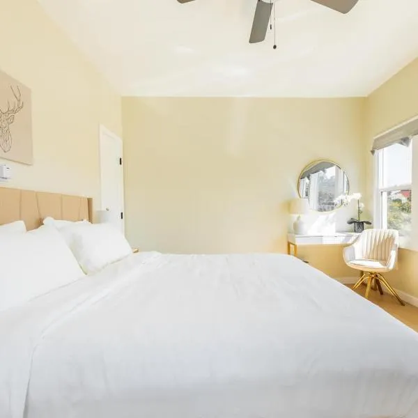 Cozy Sunny Brand-new Apt 1 Block From The Beach，位于长滩的酒店