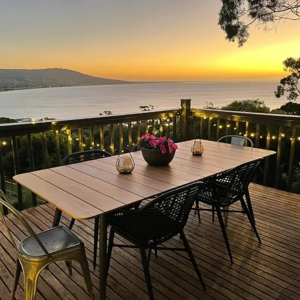 Mt Martha - Mar Vista - Panorama views with Modern coastal style，位于玛莎山的酒店