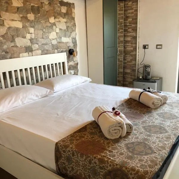 Almayer Scauri Mare，位于明图尔诺的酒店