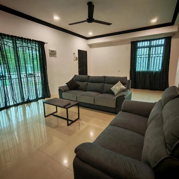 Air-home M1 Simpang near Aulong Econsave, 4BR, 10pax, Netflix，位于新邦的酒店