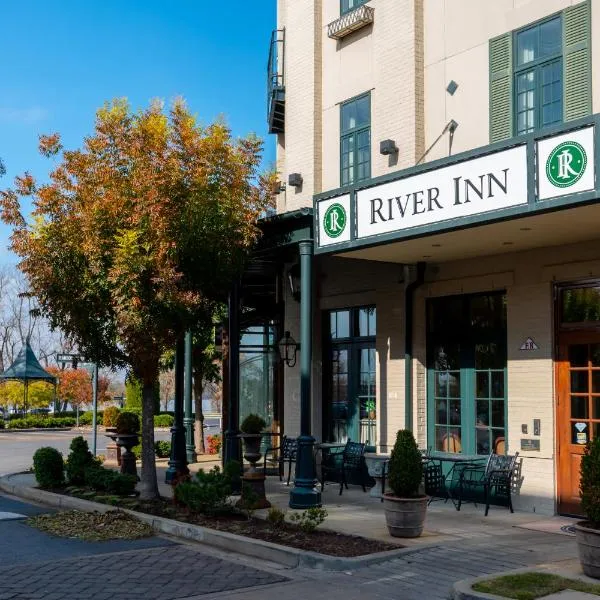 港口镇河流酒店，位于孟菲斯的酒店