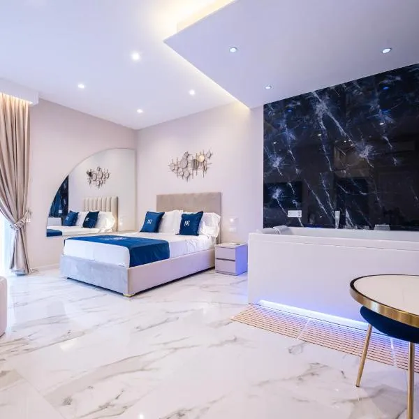 De Matteo Luxury Suites，位于那不勒斯的酒店