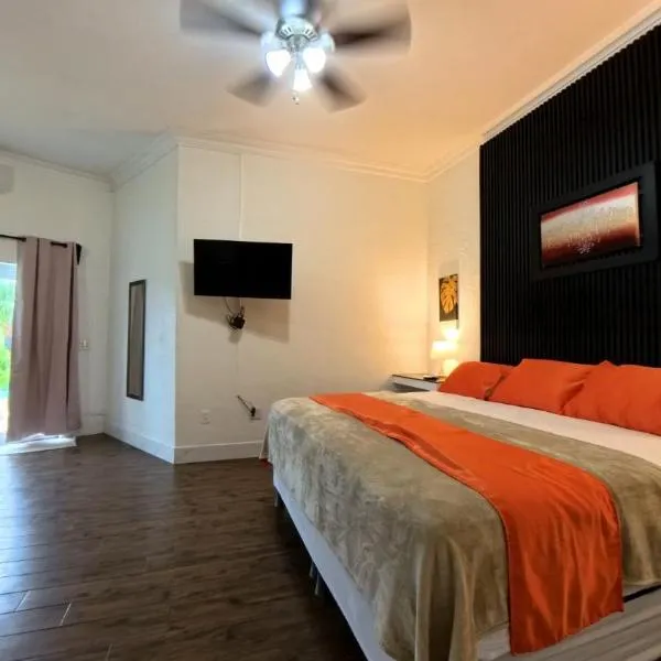 West End Dive Resort，位于西区的酒店
