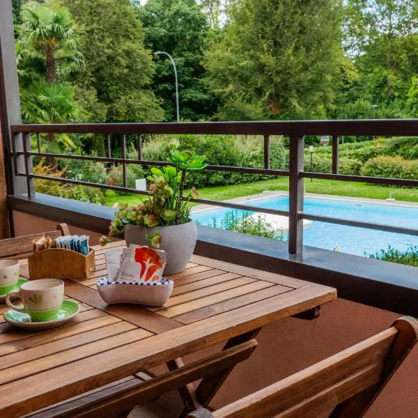 Monolago pool & view，位于Arolo的酒店