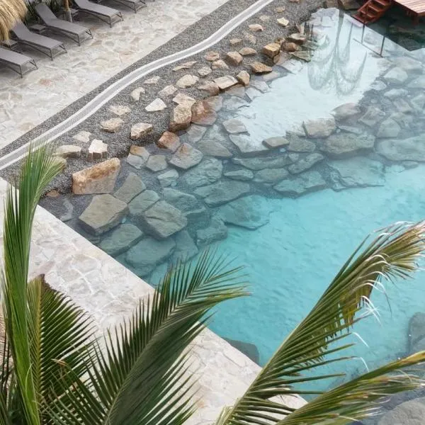 ÓRGANOS BEACH bungalows & suites，位于洛斯拉甘斯的酒店