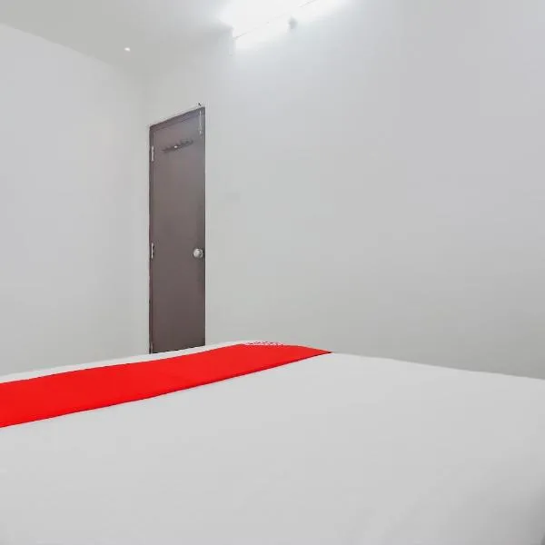 Super Hotel O Perfect Stay，位于Haidar Sāhibgūda的酒店