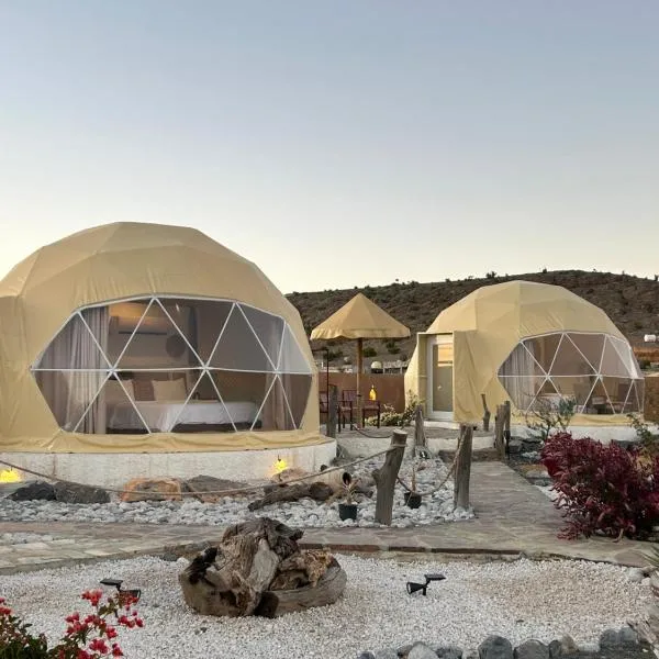 Jabal shams domes，位于Sa‘ab Banī Khamīs的酒店